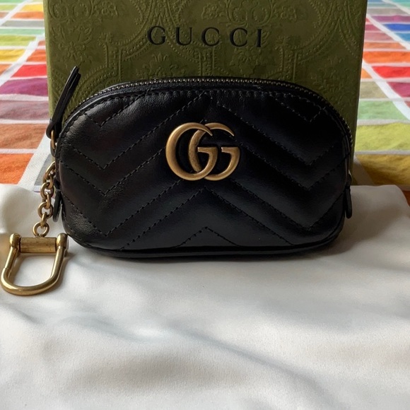🌹GUCCI GG MARMONT POUCH WITH KEYCHAIN HOOK  🌹NWT 🌹 - Picture 8 of 16
